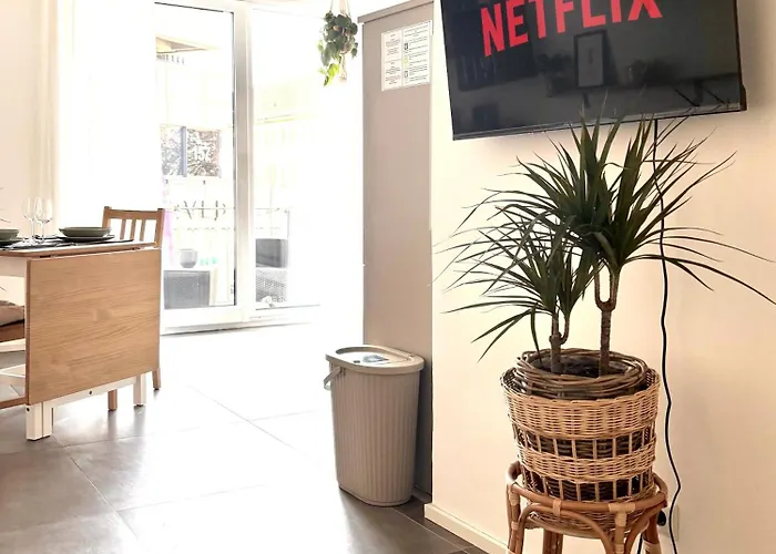 Cozee - With Netflix * Kaiserslautern